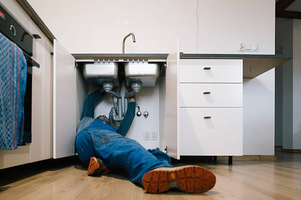 Professional Drain Cleaning technician working in New Brunswick, NJ